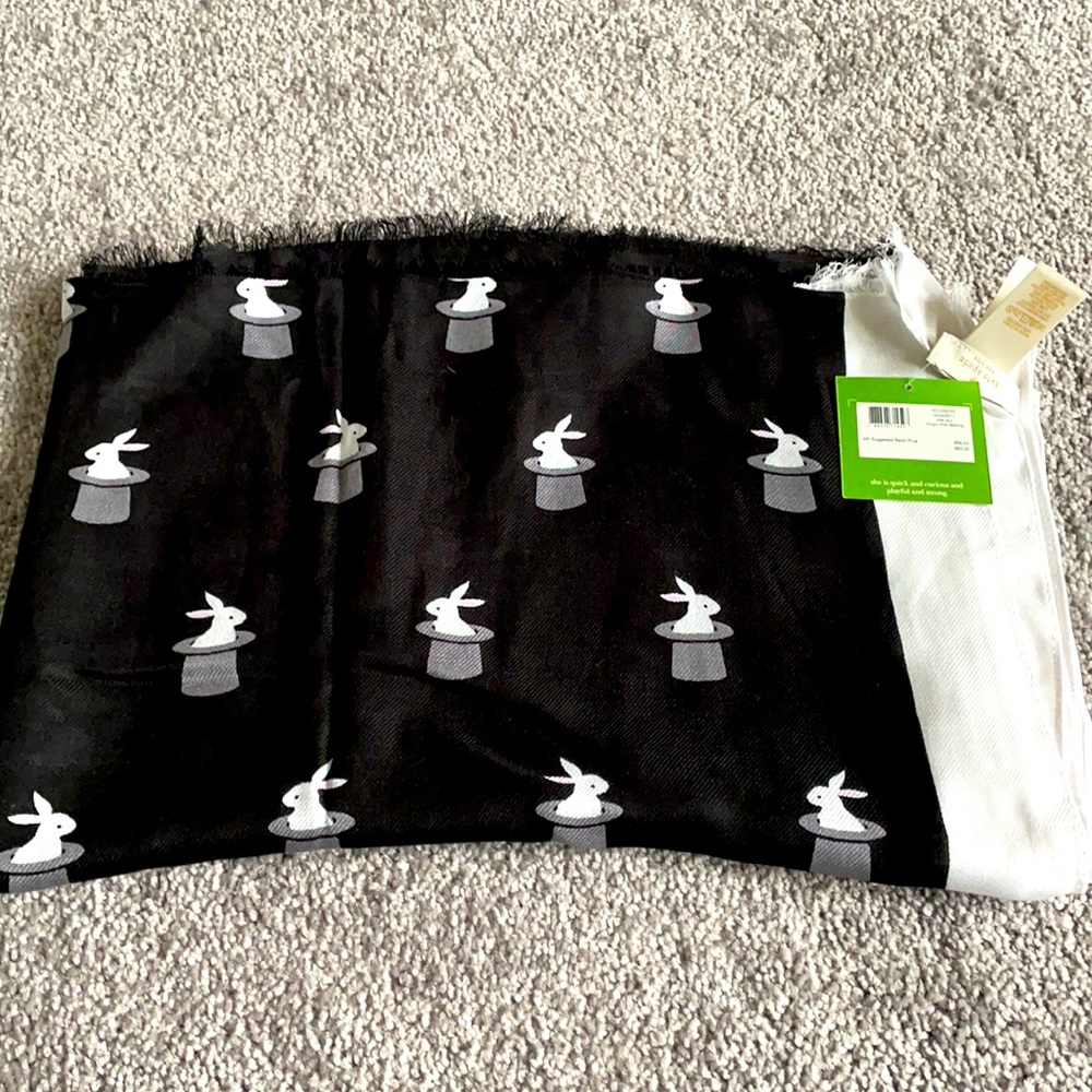 Gorgeous Kate Spade Magic Trick Scarf